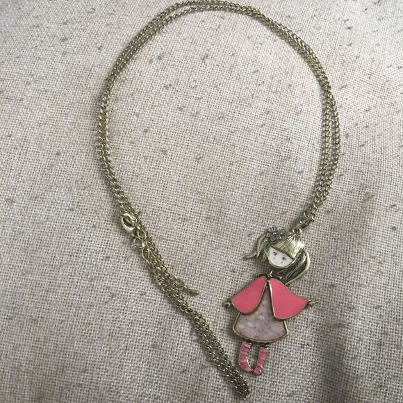 (V2) Doll Necklace - Picture 4 of 6